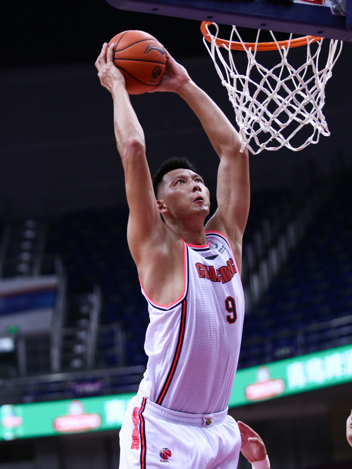 九游体育中国官网-拜仁慕尼黑关键时刻回应争议;志在CBA常规赛名次提升;信心回归;年轻球员得到机会的简单介绍